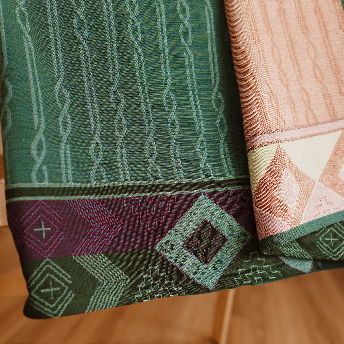 Te Kōkō - Mahana Blanket by Awhi